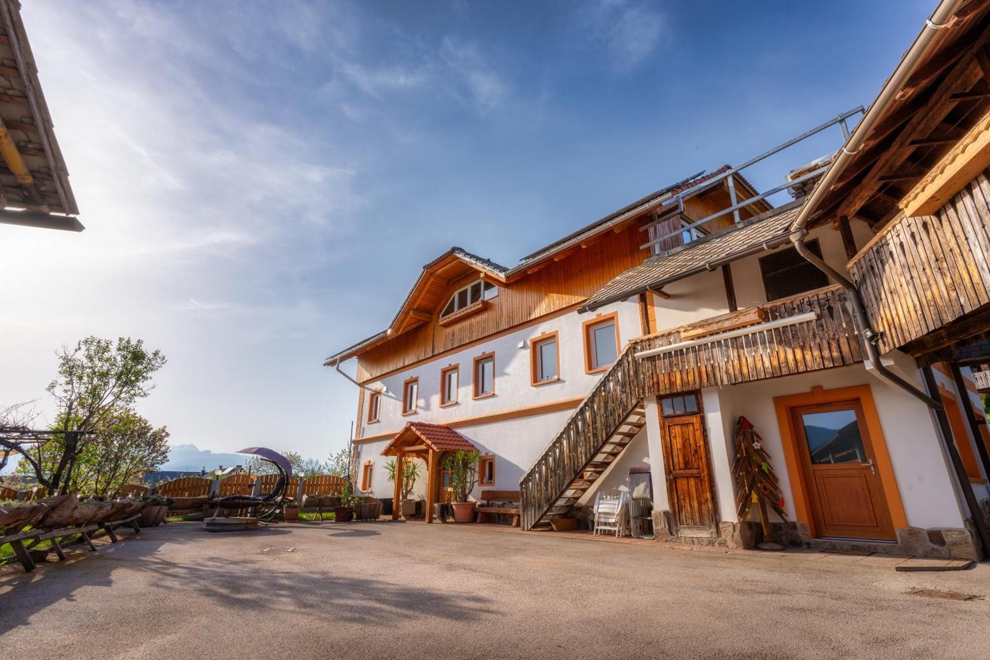 Stara Soncna Hisa Apartment Radovljica Ngoại thất bức ảnh